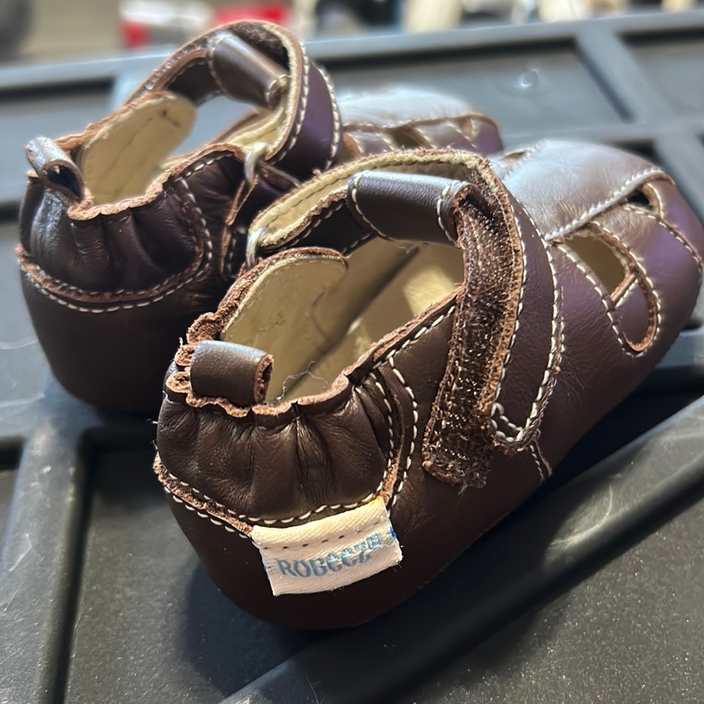 Infant boys robeez size 3 sandals free shipping
